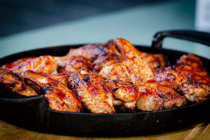 Sriracha chicken wings